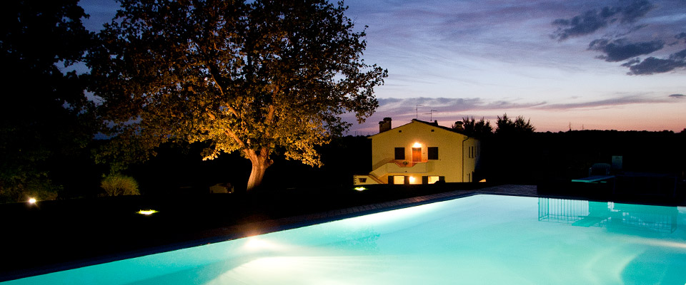 Esterno tramonto Villa Pettirossi